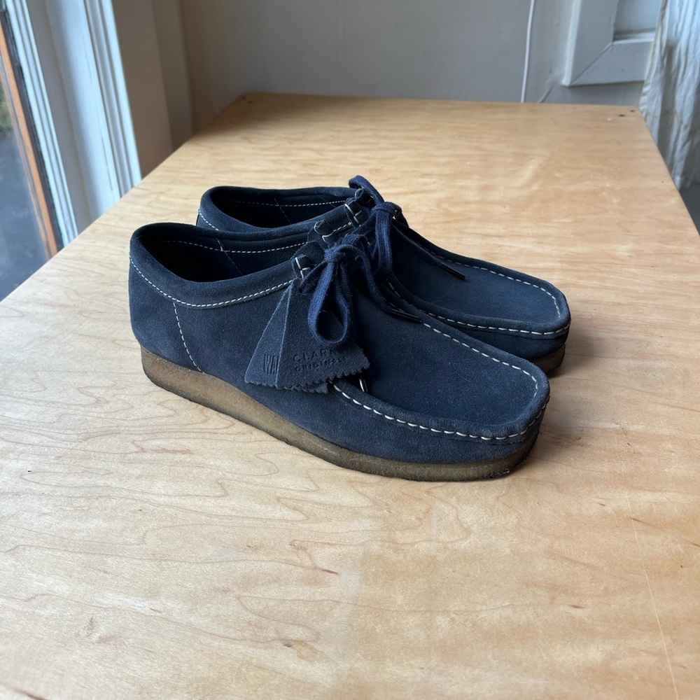 Clark’s Wallabee Navy size 7 mens
